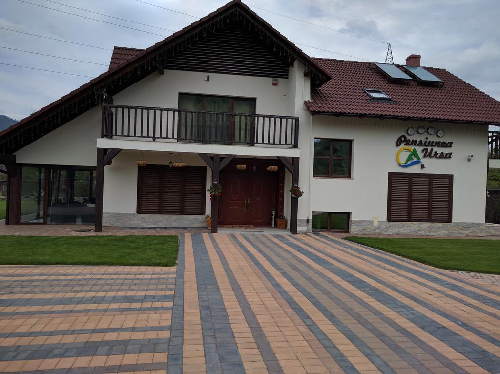 Hotel Pensiunea Ursa Bistrita Bargaului Exterior foto